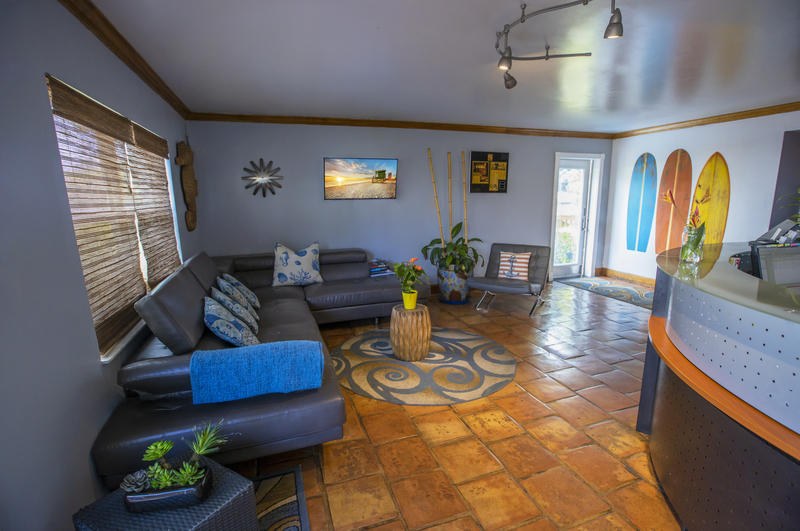 Hollywood Beach Suites Hotel Lobby Sitting Area